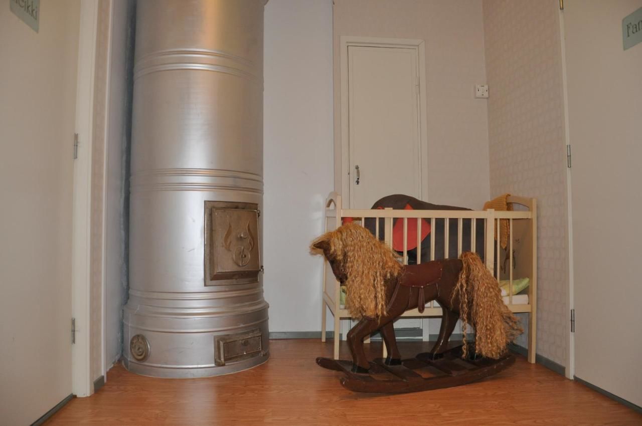 Отели типа «постель и завтрак» Opintola Bed & Breakfast Norinkylä-25